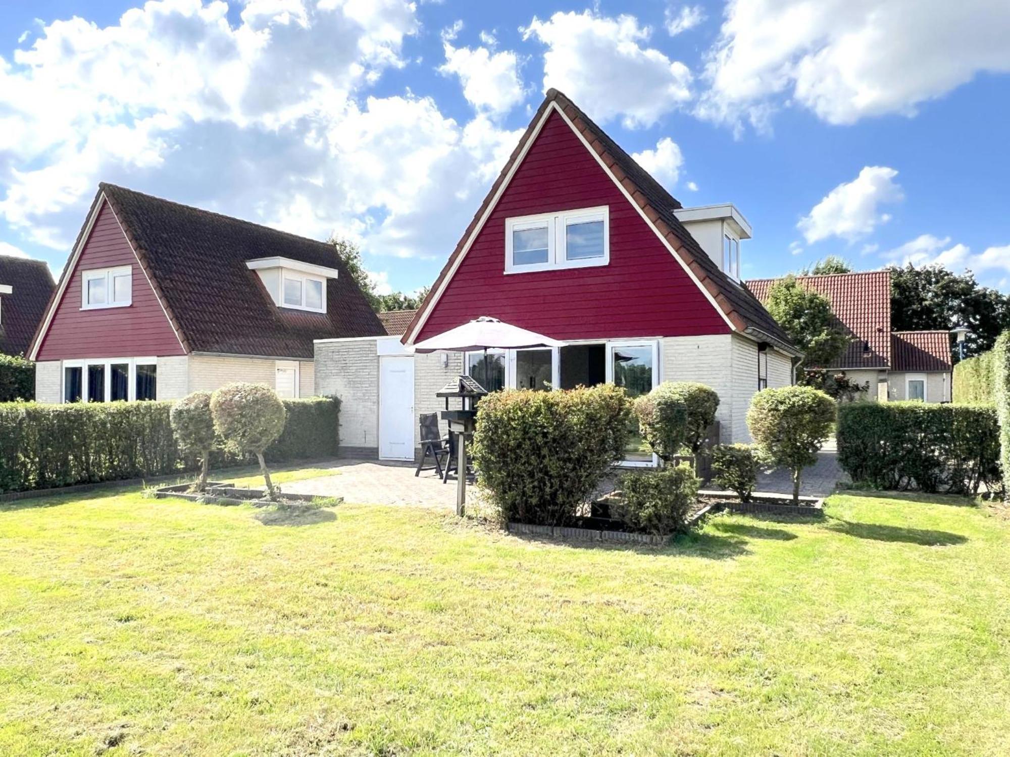 Aan De Kis Villa Stevensweert Exterior photo